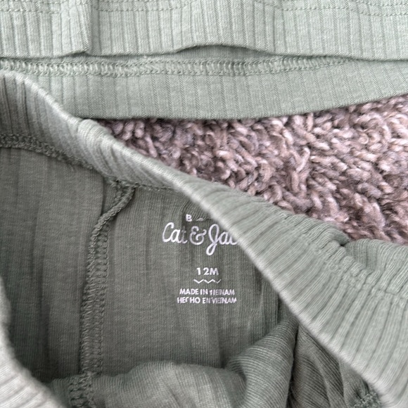 Cat and Jack matching shirt and short sleeve set in green/cream 12 months boys - Picture 3 of 4